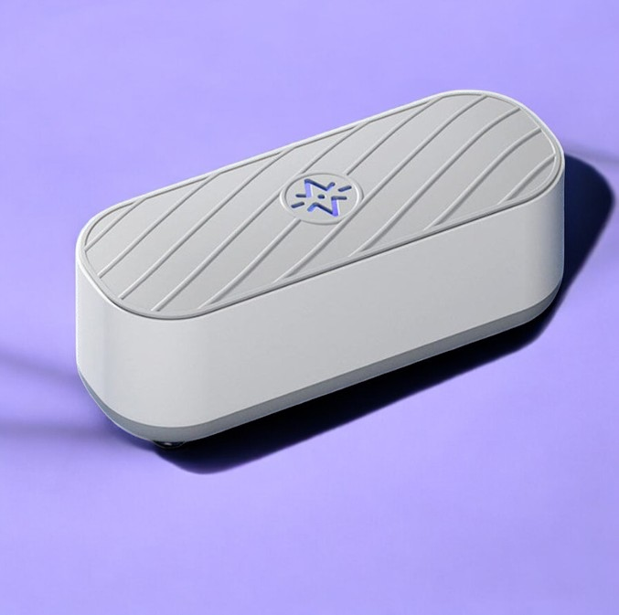 Rushify Ultrasonic Cleaner, a compact device for deep-cleaning glasses, jewelry, and small accessories